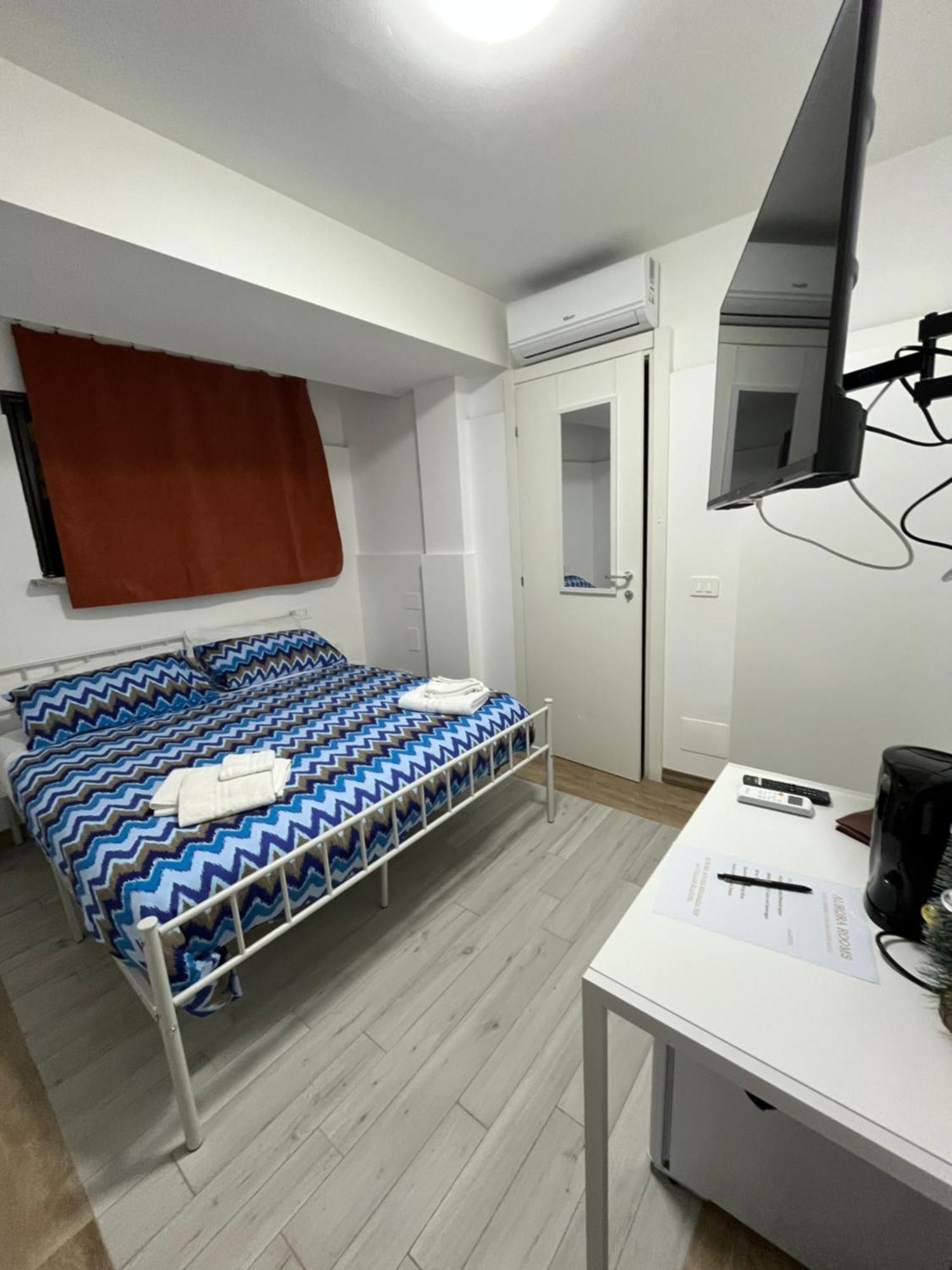 Aurora Rooms Pomigliano d'Arco Exterior photo